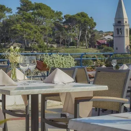 Punta, * Veli Lošinj