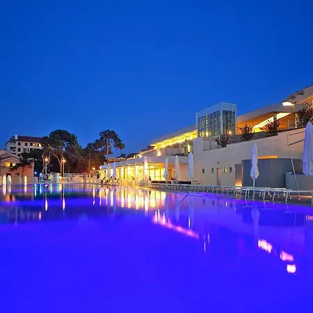 Apartment In By The Sea Veli Losinj