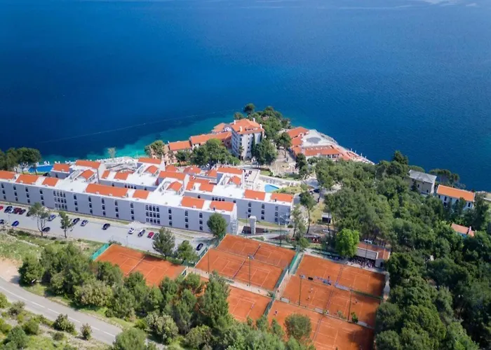 Apartment In By The Sea Veli Losinj